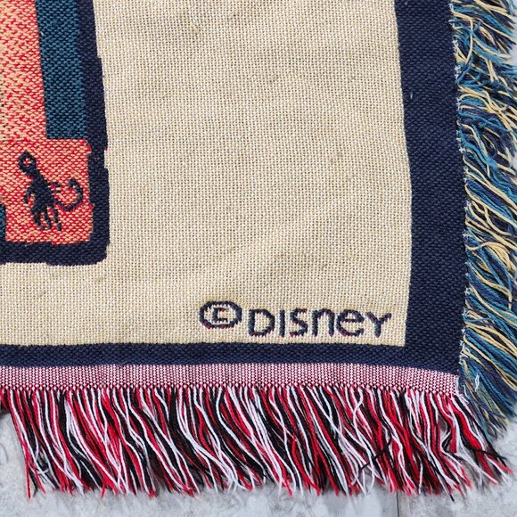 Disney Goofy Gear Outfitters The Great Outdoors Woven Throw Blanket 48in x 56in - Picture 4 of 8